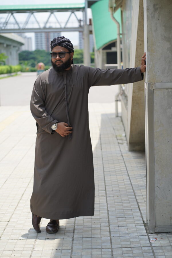 Omani Thobe - Browon - Image 5