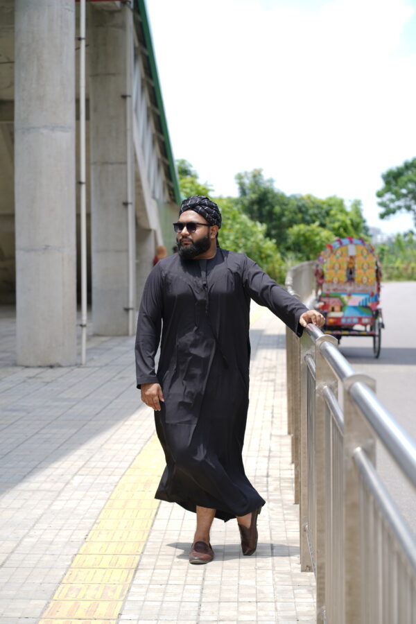 Omani Thobe - Black
