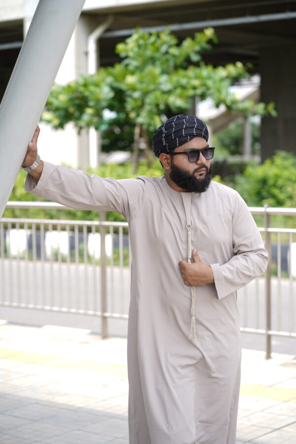 Omani Thobe - Biscuit