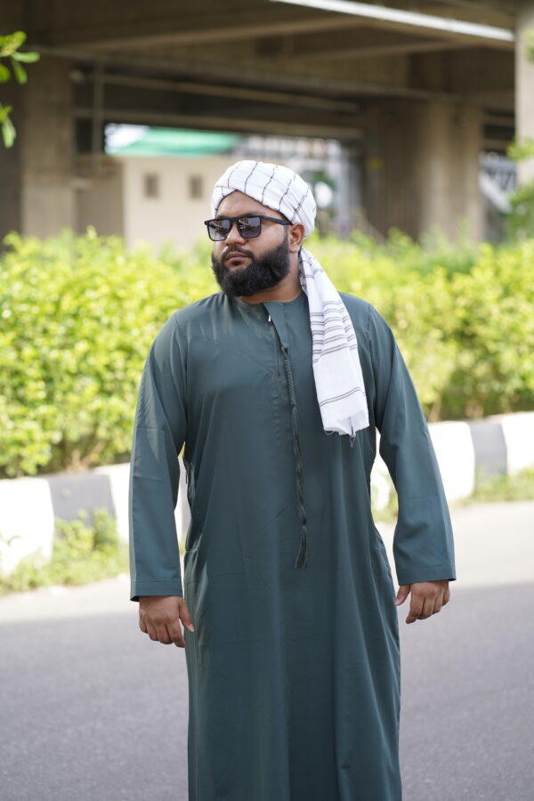 Omani Thobe - Deep Olive