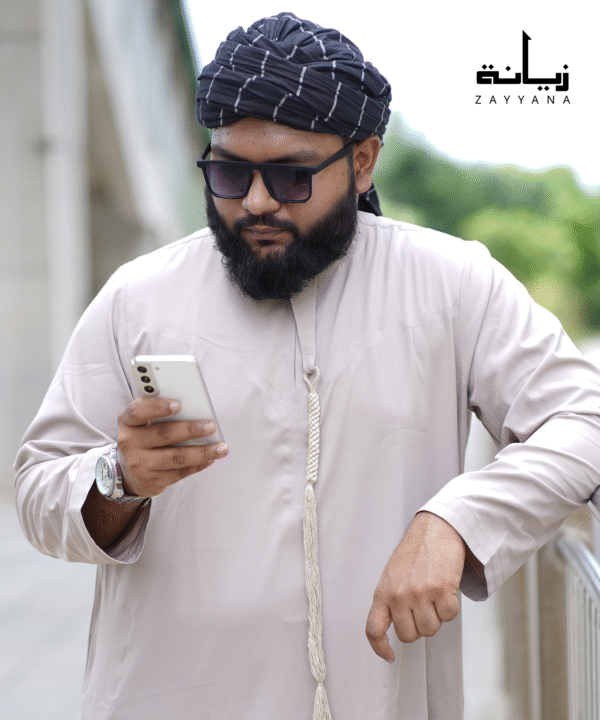 Omani Thobe - Biscuit - Image 2