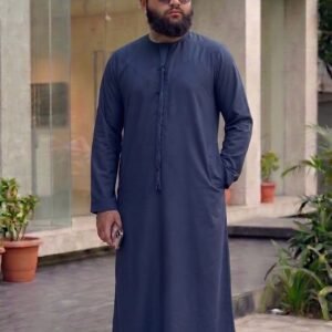 Zayyana Omani Thobe