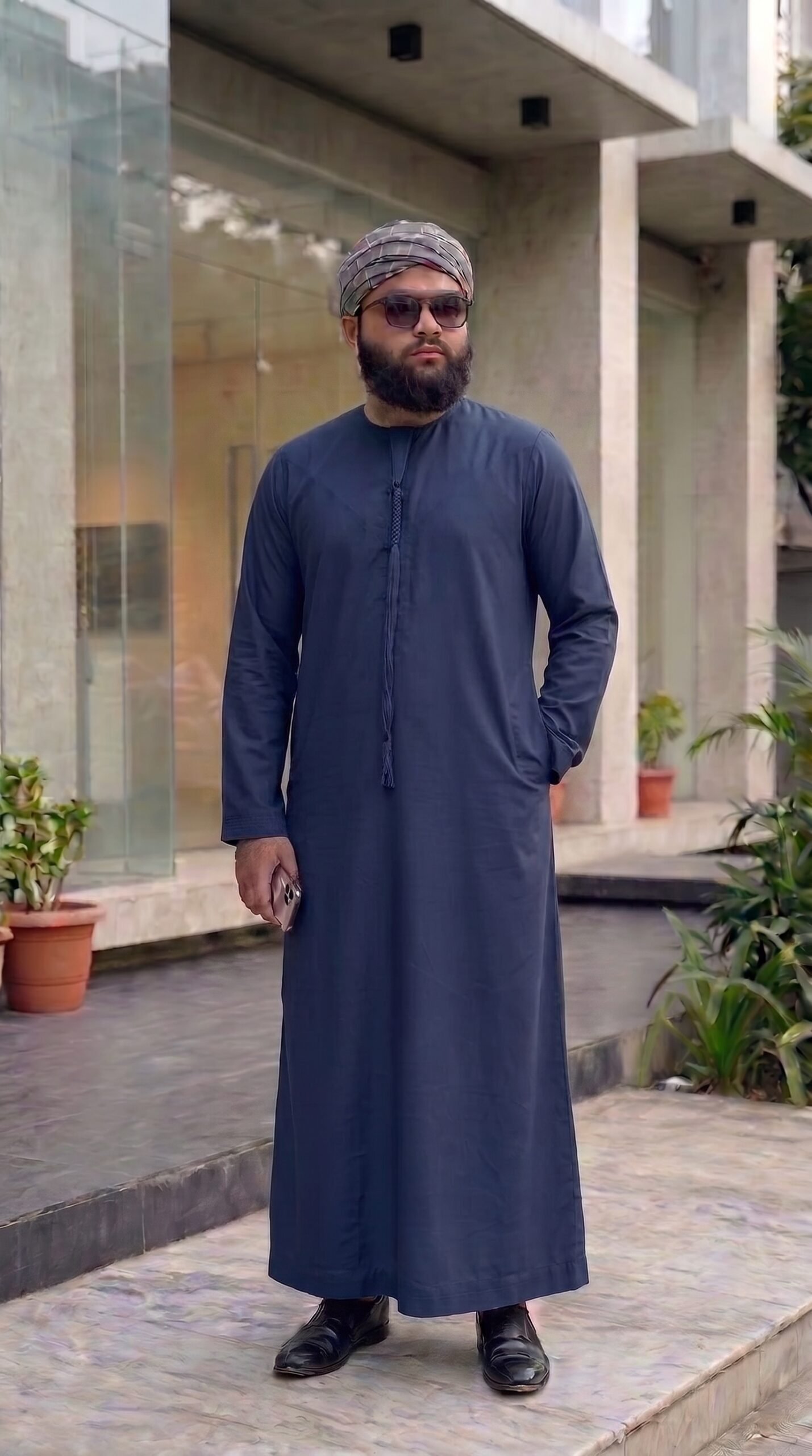 Zayyana Omani Thobe